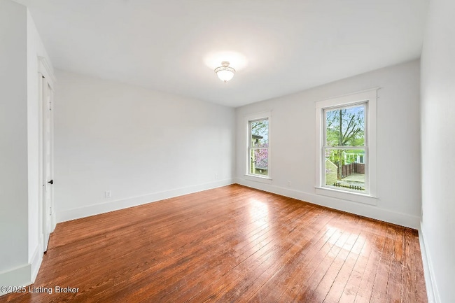 Photo - 1131 Everett Ave Unidad 2