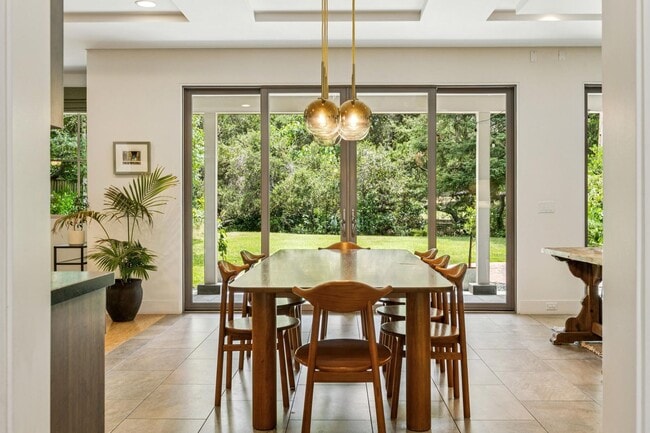 Photo - Luxurious Home in Barren Park Palo Alto
