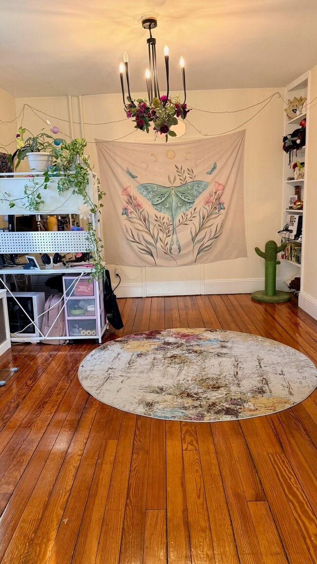 Photo - 19 S Midland Ave Unit 2