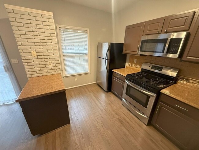 Photo - 1210 Kilmington Ct