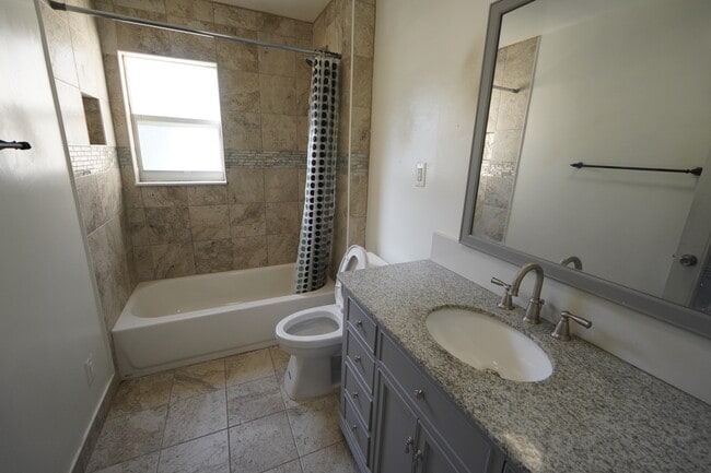 Photo - 1245 19th Ave N