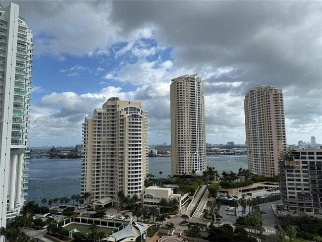 Building Photo - 701 Brickell Key Blvd Unit 2010