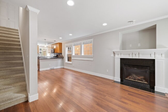 Photo - Stylish 3 bedroom townhome in Madison Valley!