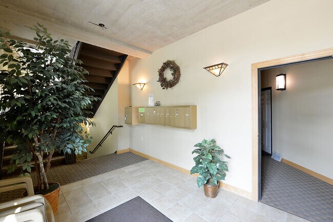 Photo - Freighthouse Flats Apartments