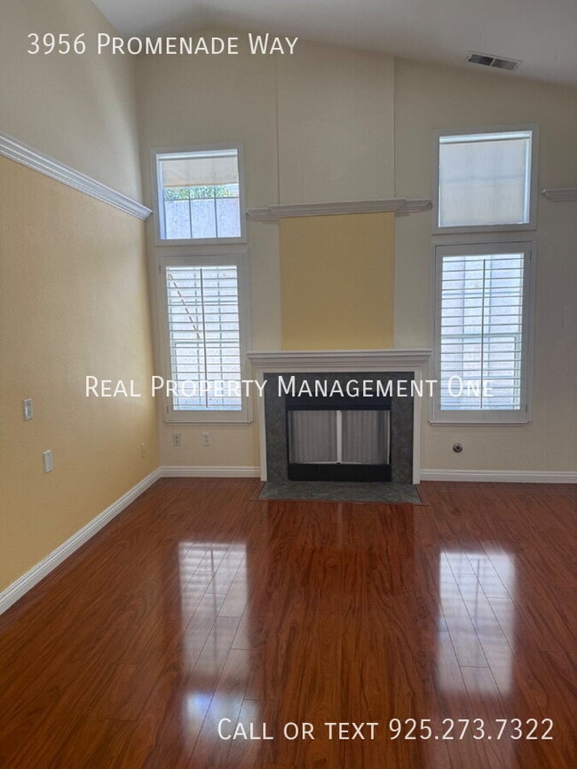 Photo - 3956 Promenade Way