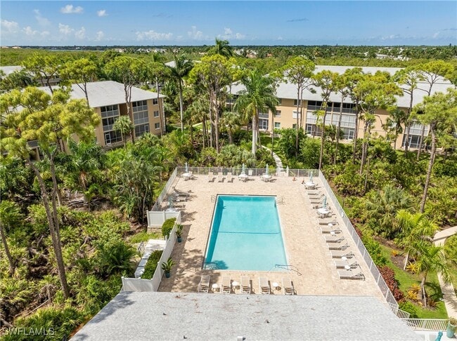 Building Photo - 3001 Sandpiper Bay Cir Unit B105 Rental