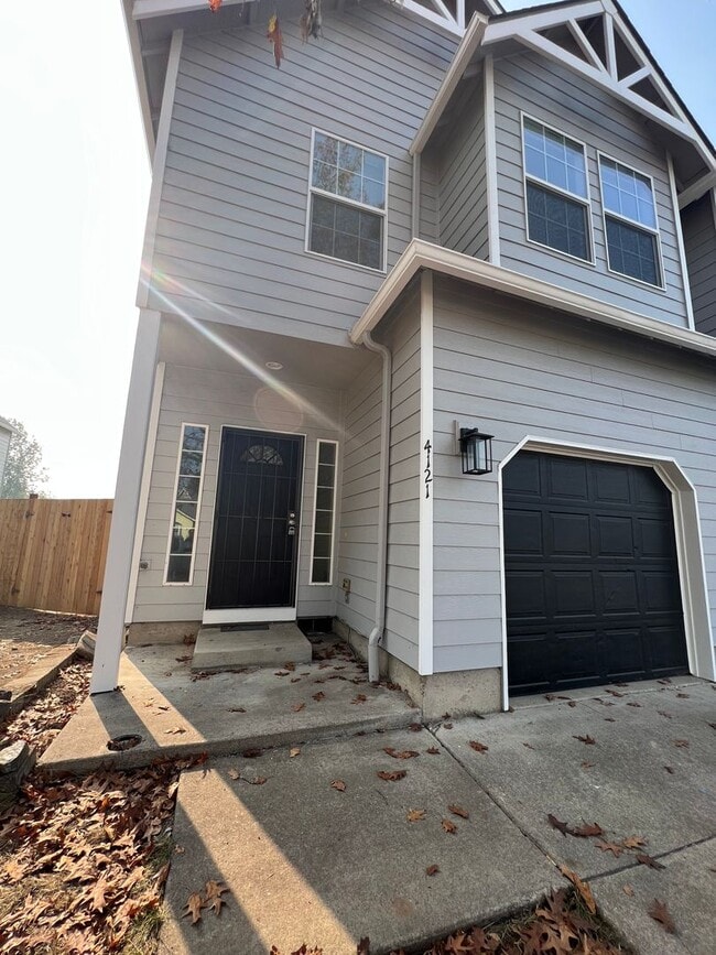 Photo - 3-bedroom 2 1/2 bath duplex in Springfield