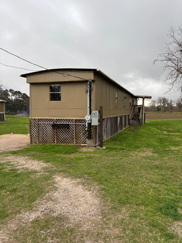 Building Photo - 103 Spur Rental