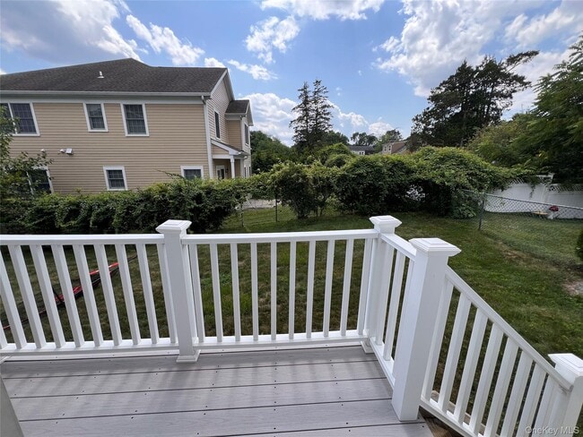 Photo - 110 2nd St