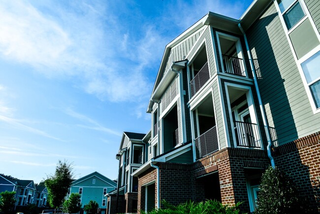 Photo - Independence Place Prince George (new)