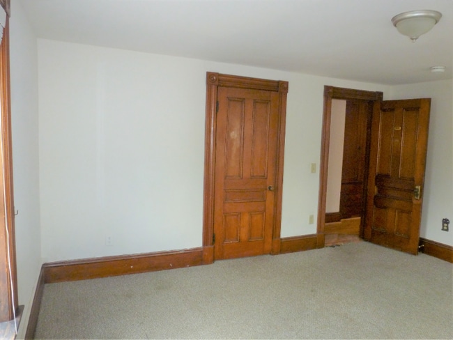 Photo - 111 N Winooski Ave Unit 2