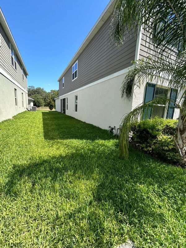 Photo - 17045 Quicksilver Ave