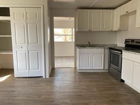 Photo - 1102 Ave G