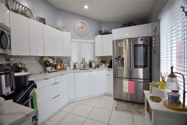 Photo - 24980 SW 127th Ct