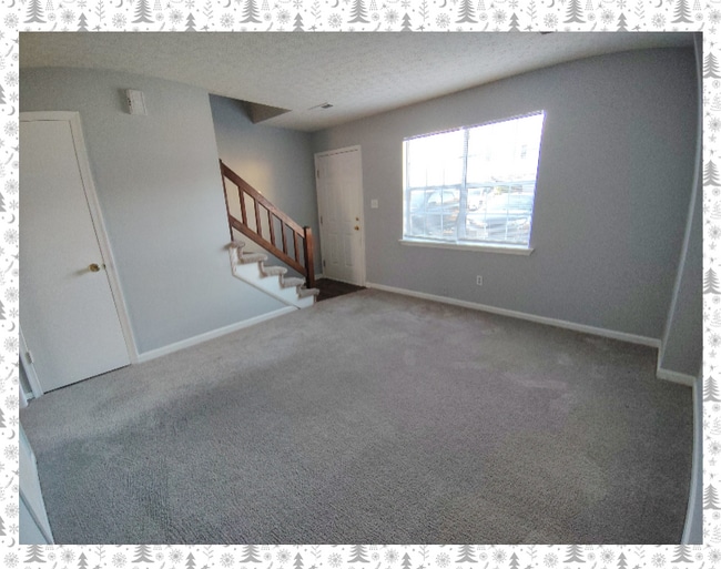 Building Photo - 14 Fonda Dr