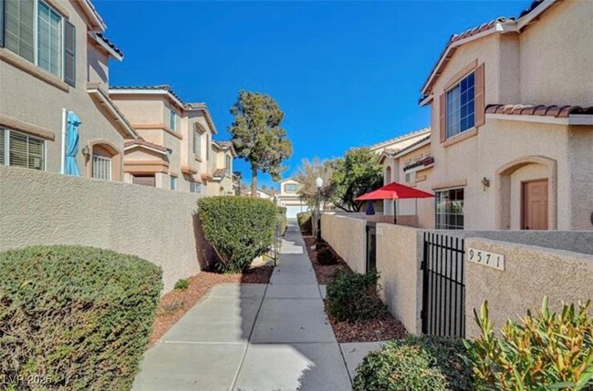 Photo - 9567 Belle Reserve St Townhome