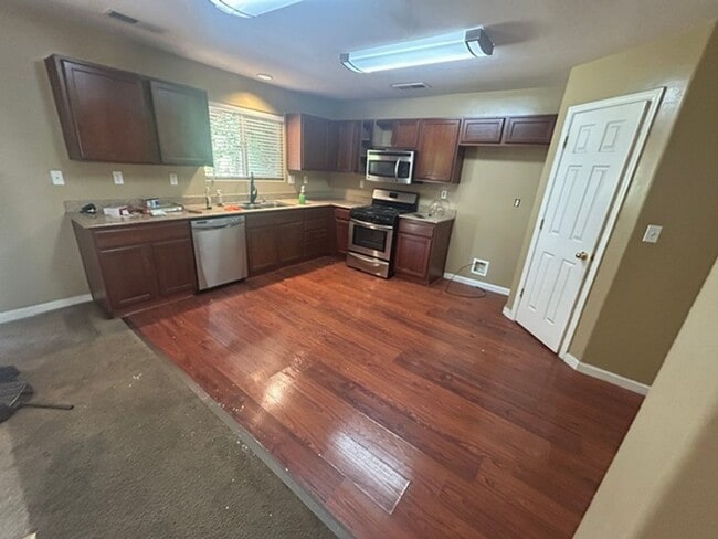 Photo - 2305 E Dorothea Ave