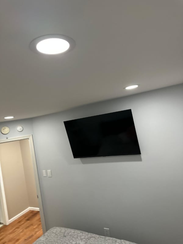 Photo - 261 Devon Way