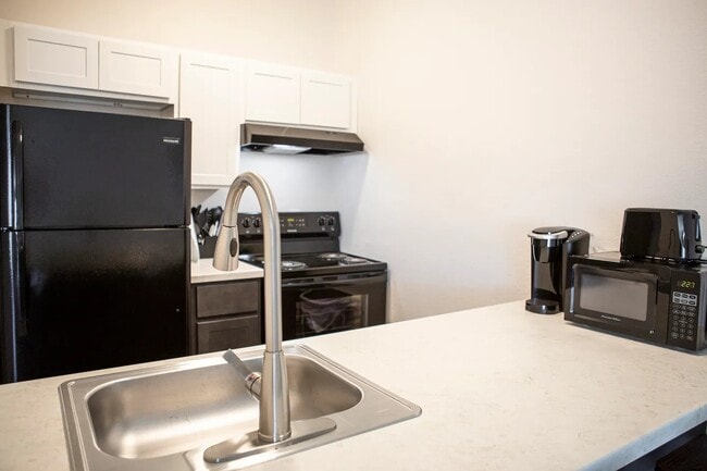 Photo - 381 Sherbundy St