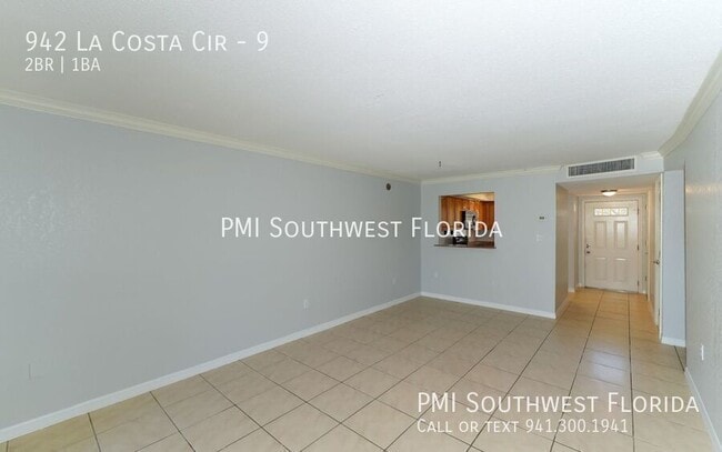 Photo - 942 La Costa Cir Unit 9