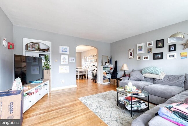 Building Photo - 110 Regester Ave