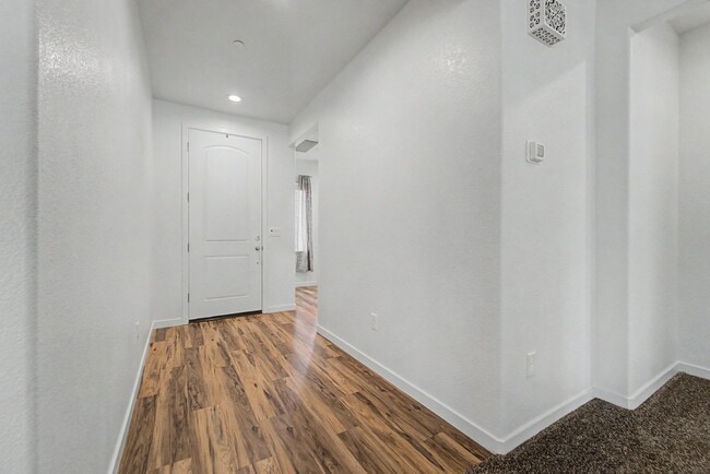 Photo - 1469 Dunwoody Dr