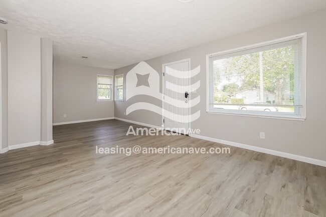 Photo - 1583 Breiding Rd