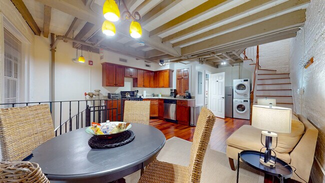 15 Union St Unit 4