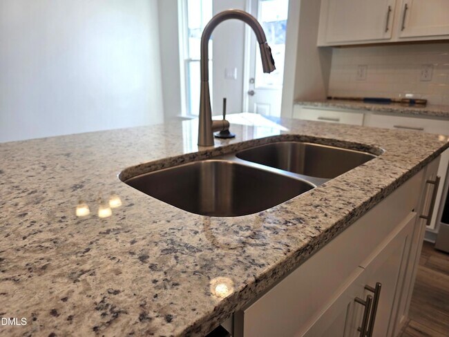 Photo - 4025 Kidd Pl