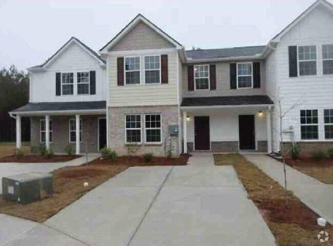 Building Photo - 2555 Piering Dr Rental