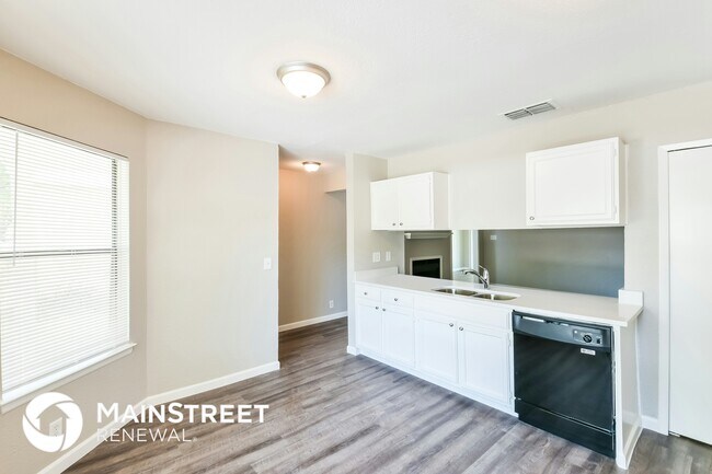 Photo - 4082 Sunrise Pass