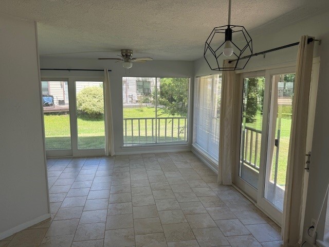 Building Photo - April Villas Triplex Unit A Rental