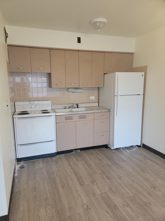 Photo - 144 Ann St Unidad 8