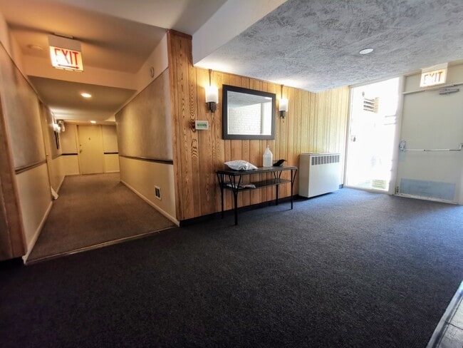 Photo - 737 Ridge Ave Unit 1K