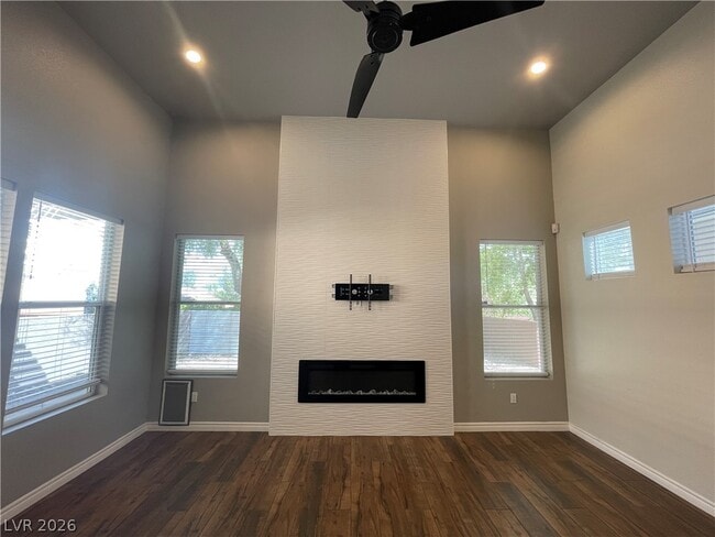 Photo - 10516 India Hawthorn Ave