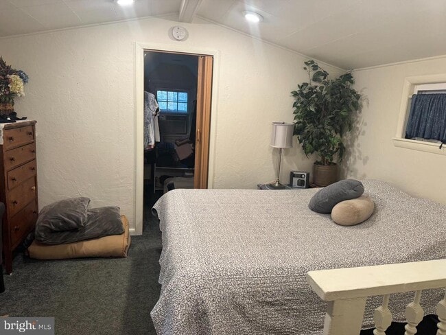 Photo - 2742 Hill Rd