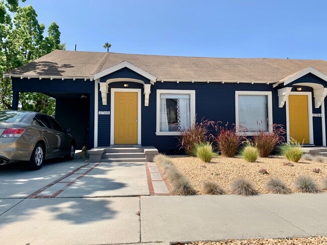 Photo - 2700 Exposition Pl