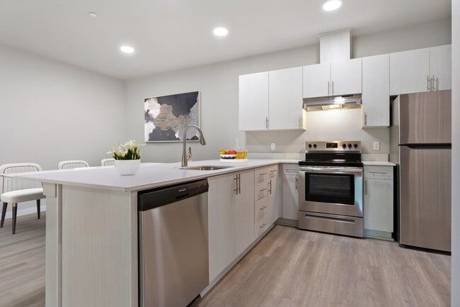 Building Photo - The Standard at Harmony Rental