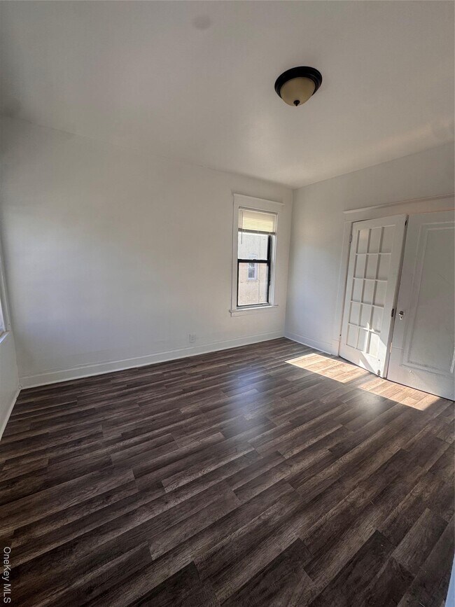 Photo - 583 Van Nest Ave