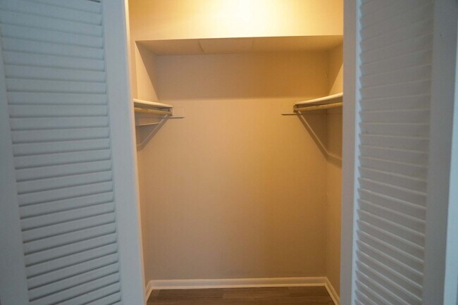 Photo - 3033 Clifton Ave Unit 3033-02