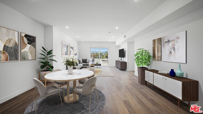 Photo - 5153 W Maplewood Ave Unidad 202