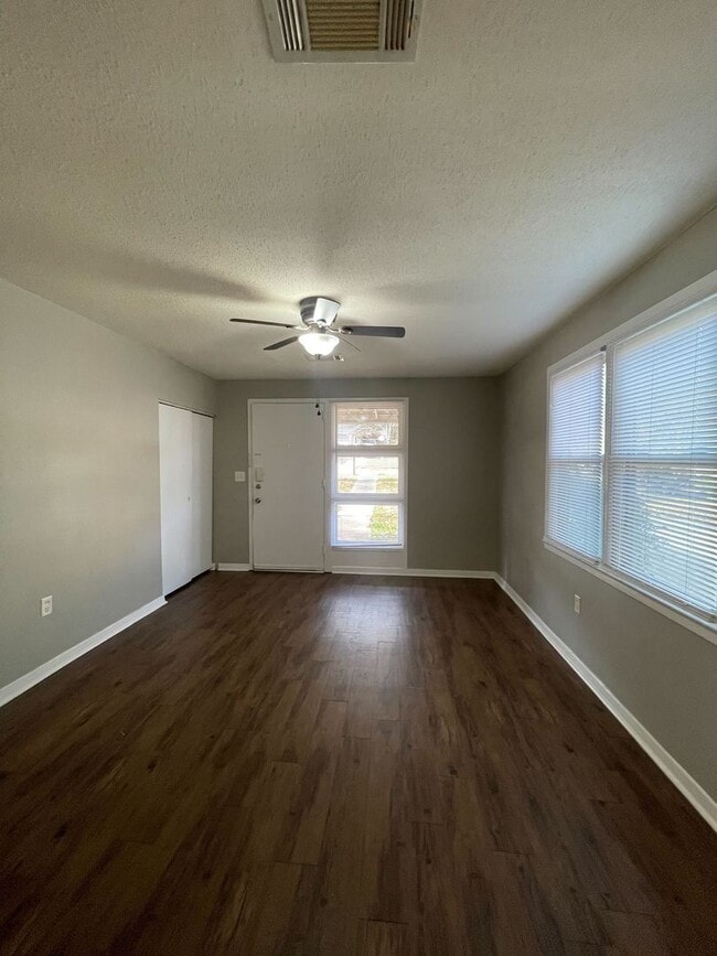 Photo - 1133 Beechdale Rd