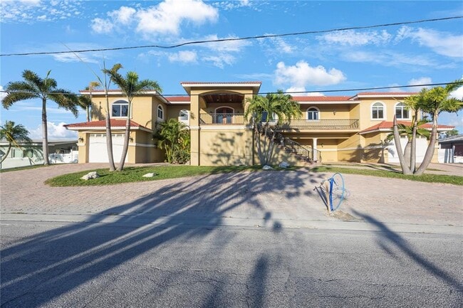 Photo - 736 Pruitt Dr