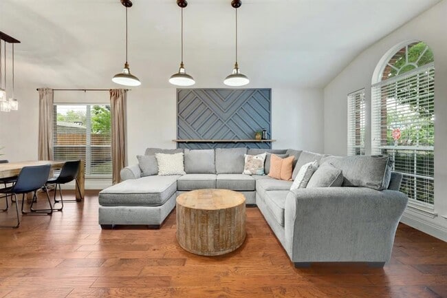 13344 Tamayo Dr