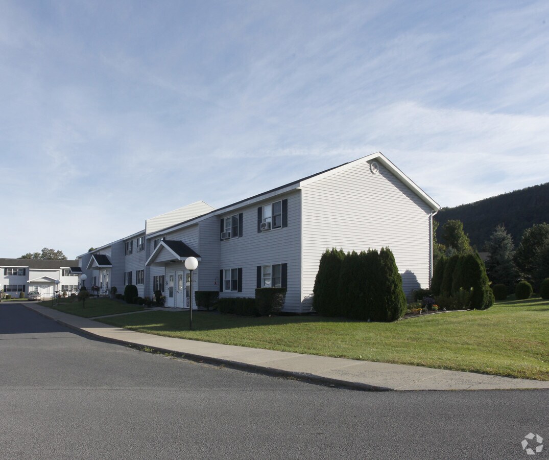 Photo - 125-128 MT Path