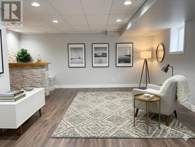 Photo - 1470 Aldersbrook Rd