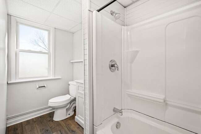 Photo - Stunning 3 bedroom home in Bon Air available September 1!
