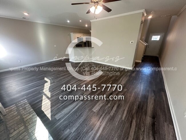 Photo - 113 Squarewood Ln NW