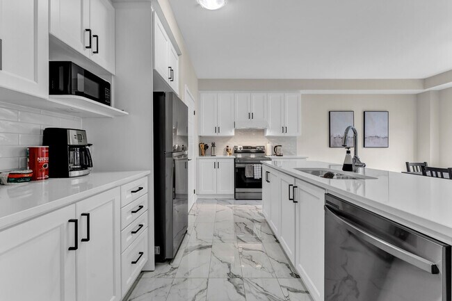 Photo - 111 Higgins Ave Unit SI ID1504465P