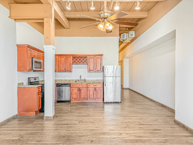Building Photo - 3554 Sepviva St Rental